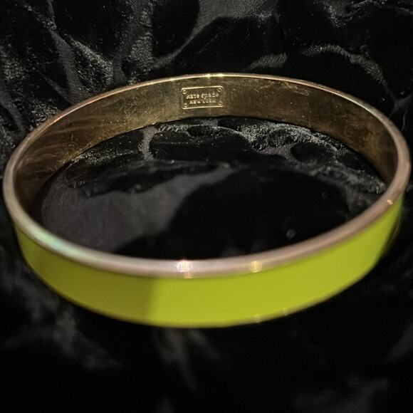 Kate Spade Apple Green Bangle Bracelet - Picture 3 of 4